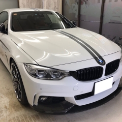 センターストライプ レーシングライン BMW M4 ロゴ カーラッピング 東京 浅草