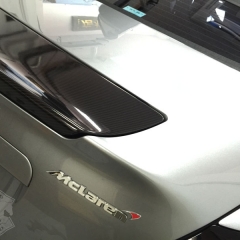 SLR マクラーレン カーボン カーラッピング ウエット ツヤ 東京 台東区 浅草 クレイジーカーボン