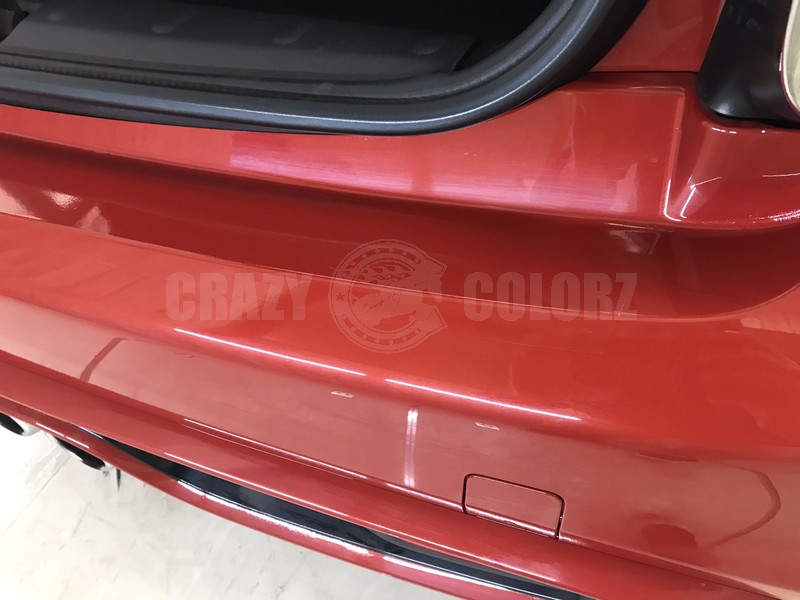 MINI Cooper Sのリアバンパープロテクション施工後の仕上がりとCOOPER Sエンブレム