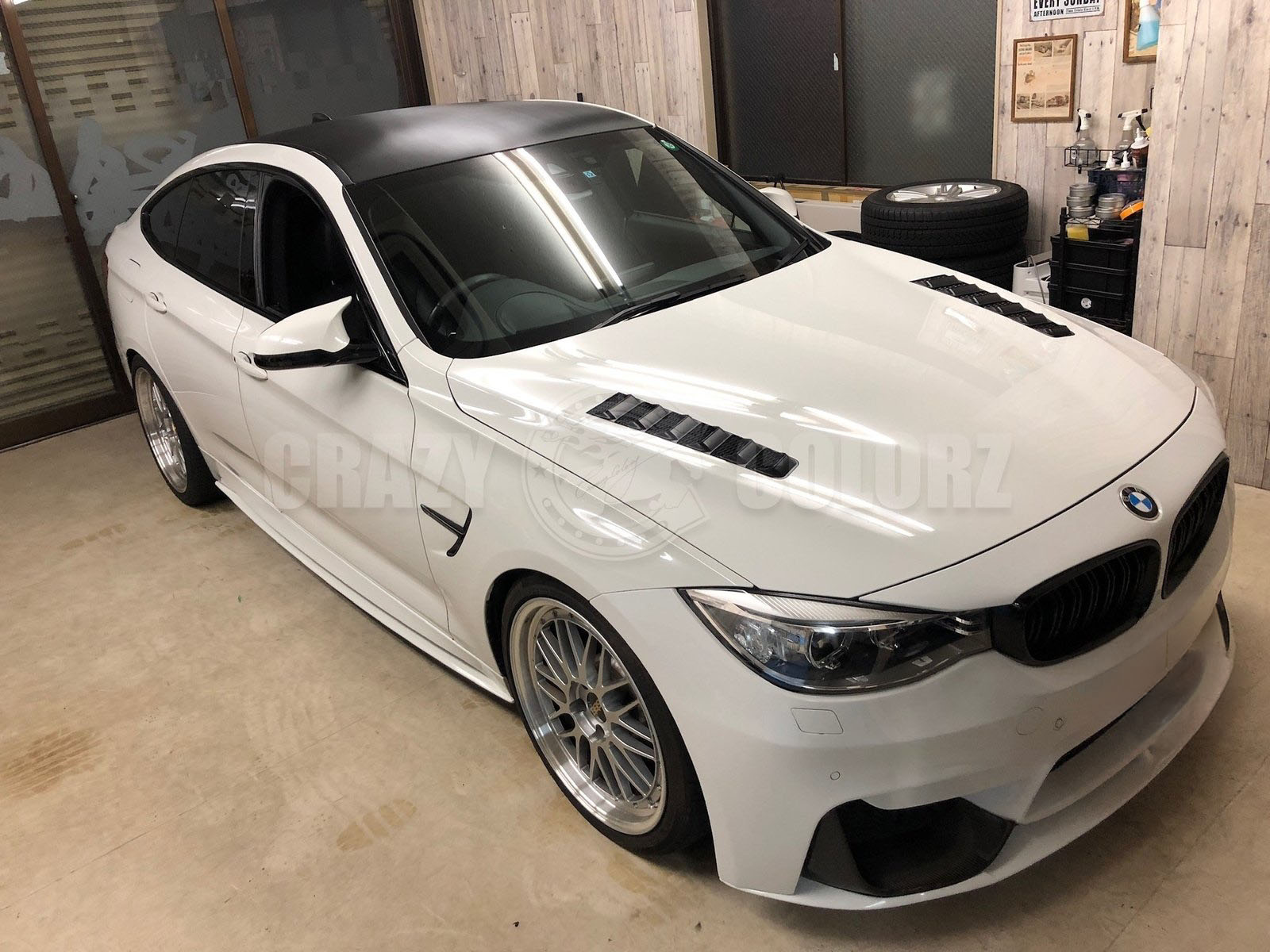 BMW 3シリーズ グランツーリスモ ルーフ カーボンラッピング 東京