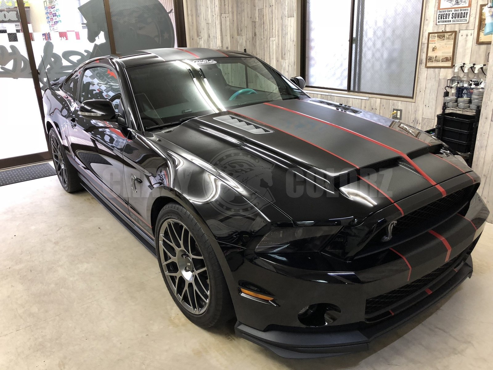 シェルビー GT500 カーボン調ストライプ 施工 東京