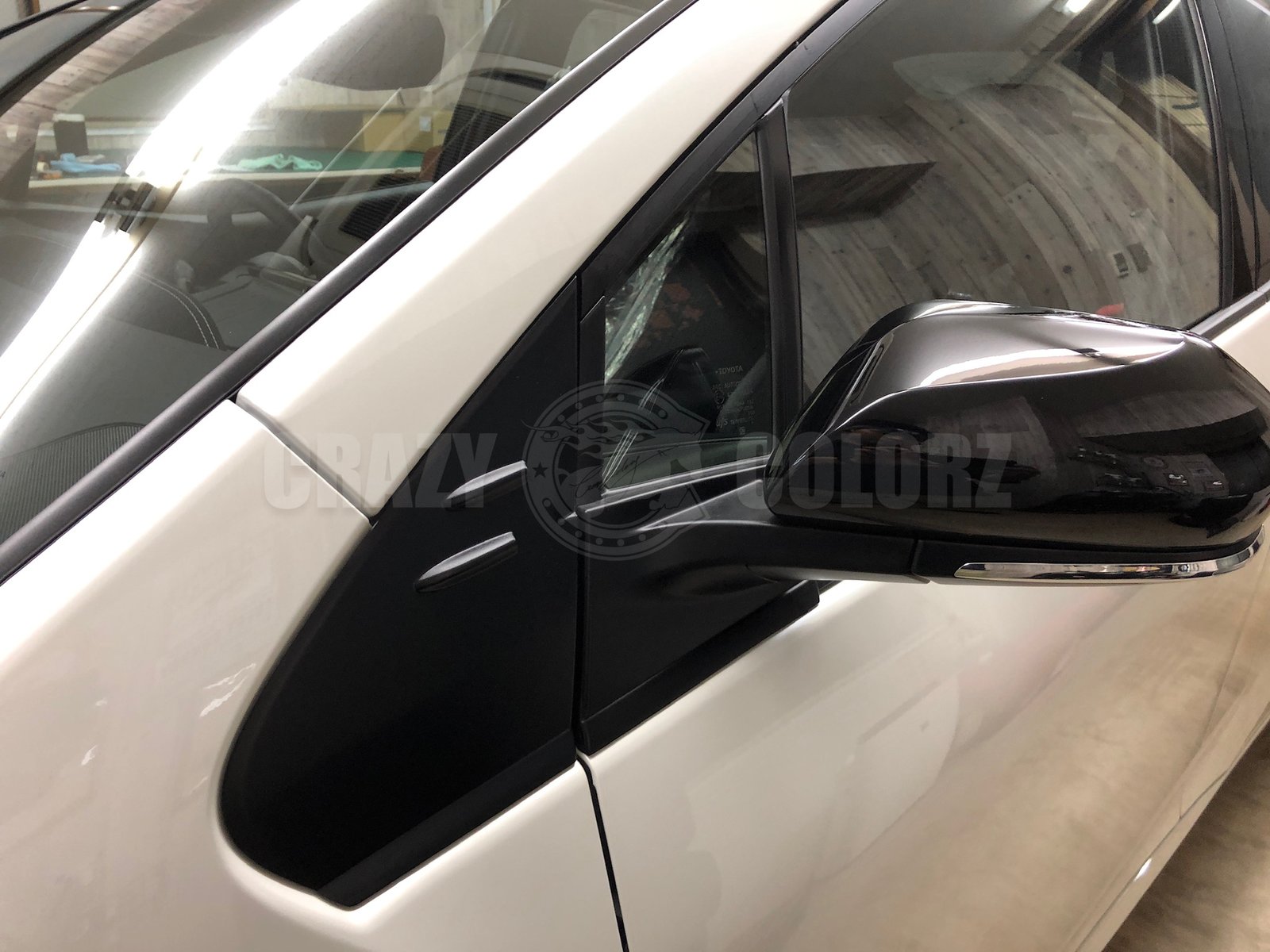 プリウスPHV GR SPORT ブラックドアミラーの施工後